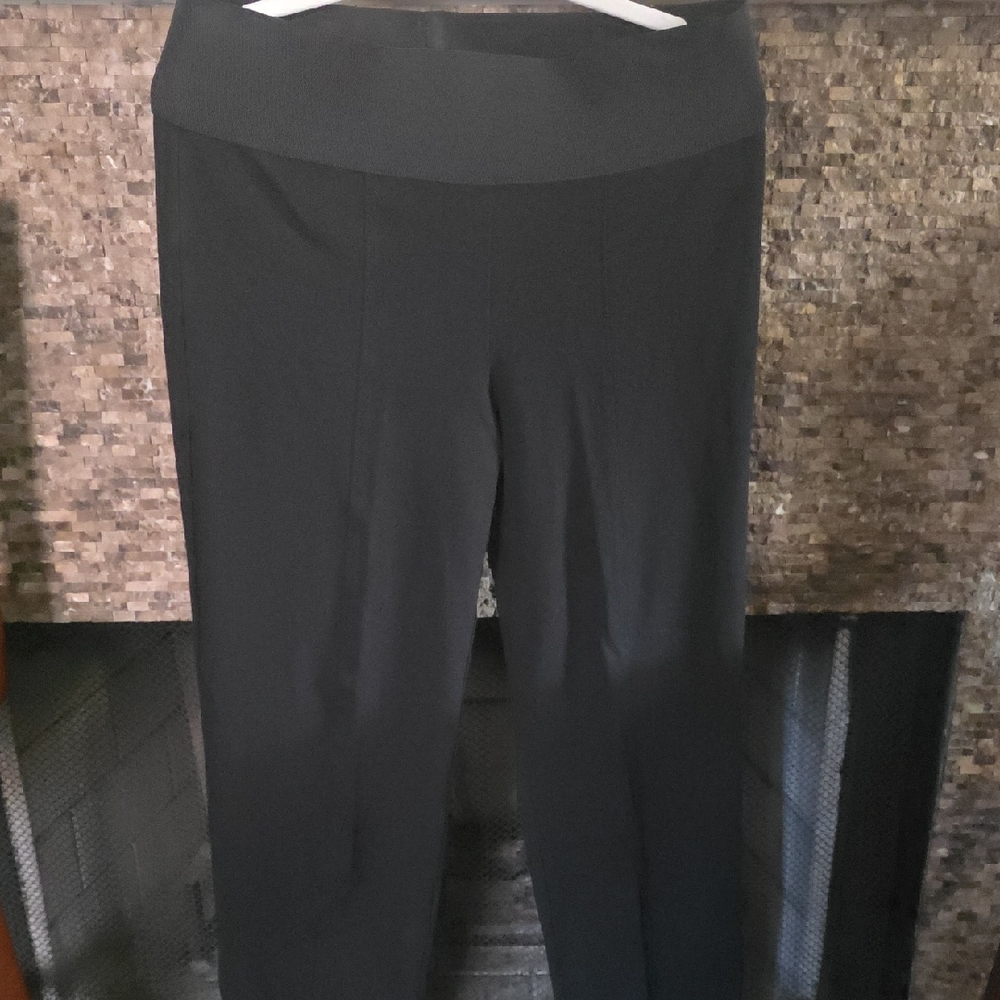 Peter Nygard Black Straight Leg Pants